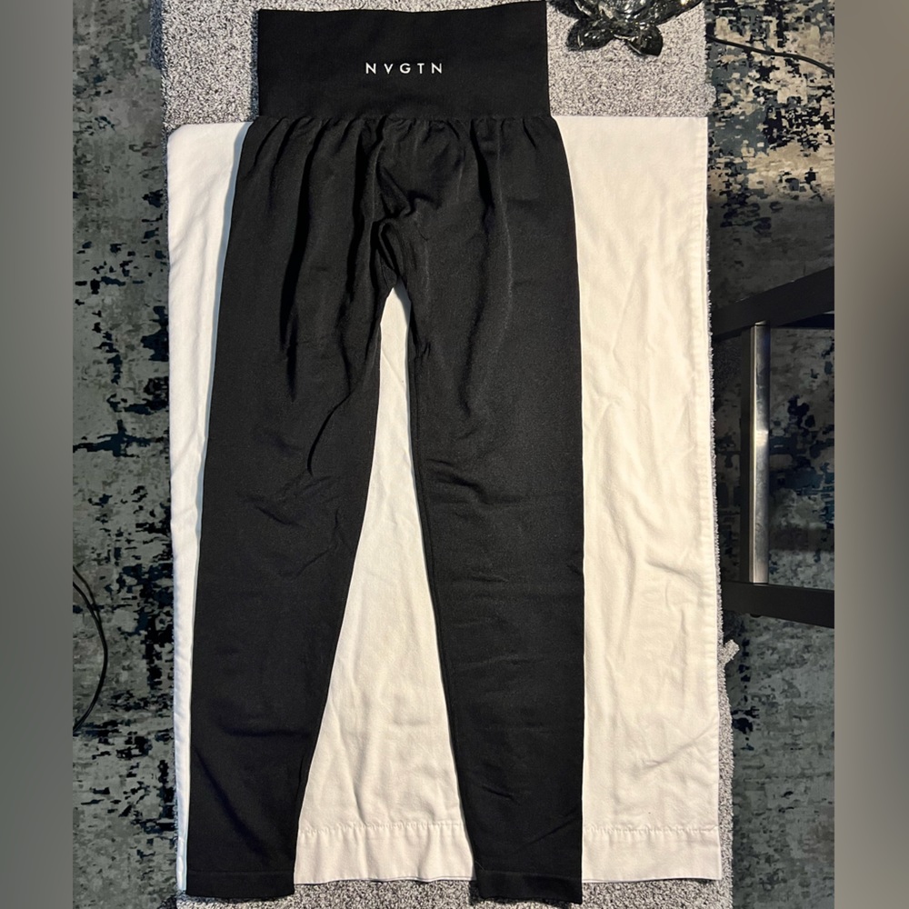 NVGTN Black Seamless Leggings